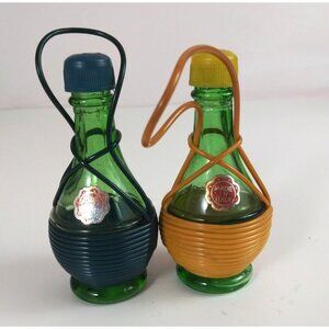 Vintage Ucagco Made In Italy Glass Wine Bottle Salt & Pepper Shakers